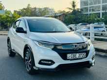 Honda Vezel RS Sensing LED Version 2018 SUV