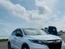 https://riyasewana.com/uploads/honda-vezel-rs-2113164122493.jpg