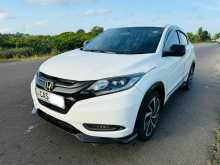 https://riyasewana.com/uploads/honda-vezel-rs-2113350722703.jpg