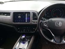 https://riyasewana.com/uploads/honda-vezel-rs-212252086055.jpg