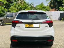 https://riyasewana.com/uploads/honda-vezel-rs-212290624093.jpg