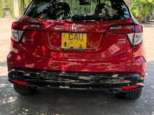 https://riyasewana.com/uploads/honda-vezel-rs-21247104943.jpg