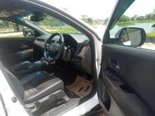 https://riyasewana.com/uploads/honda-vezel-rs-21443146706.jpg