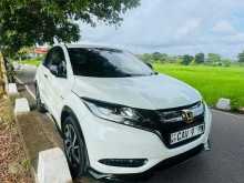 https://riyasewana.com/uploads/honda-vezel-rs-2213014322433.jpg