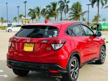 https://riyasewana.com/uploads/honda-vezel-rs-223252524116.jpg