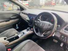 https://riyasewana.com/uploads/honda-vezel-rs-249484622633.jpg