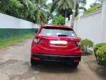 https://riyasewana.com/uploads/honda-vezel-rs-251330154293.jpg