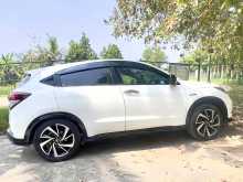 https://riyasewana.com/uploads/honda-vezel-rs-2611164222362.jpg