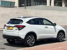 https://riyasewana.com/uploads/honda-vezel-rs-26113808923.jpg