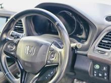 https://riyasewana.com/uploads/honda-vezel-rs-2612440524651.jpg
