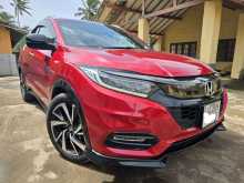 https://riyasewana.com/uploads/honda-vezel-rs-261456124942.jpg