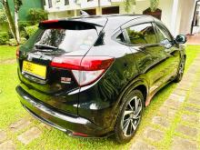 https://riyasewana.com/uploads/honda-vezel-rs-267211010104.jpg