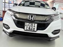 https://riyasewana.com/uploads/honda-vezel-rs-2711295824322.jpg