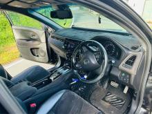 https://riyasewana.com/uploads/honda-vezel-rs-2715074024492.jpg