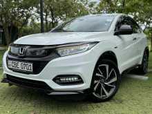 https://riyasewana.com/uploads/honda-vezel-rs-2717180822402.jpg