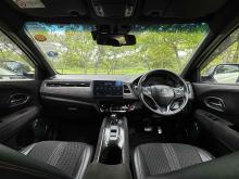 https://riyasewana.com/uploads/honda-vezel-rs-2717192024182.jpg
