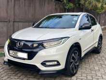 https://riyasewana.com/uploads/honda-vezel-rs-271952015002.jpg