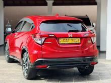 https://riyasewana.com/uploads/honda-vezel-rs-2813392617646.jpg