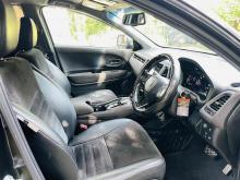 https://riyasewana.com/uploads/honda-vezel-rs-2814340224211.jpg