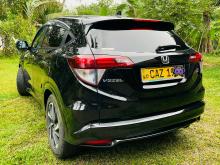 https://riyasewana.com/uploads/honda-vezel-rs-2817225317836.jpg