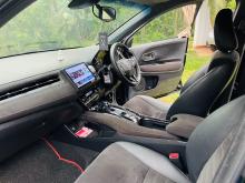 https://riyasewana.com/uploads/honda-vezel-rs-2817242217696.jpg