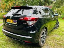 https://riyasewana.com/uploads/honda-vezel-rs-2817290917726.jpg