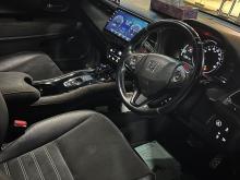 https://riyasewana.com/uploads/honda-vezel-rs-2819115717435.jpg