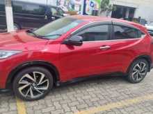https://riyasewana.com/uploads/honda-vezel-rs-29121657463.jpg