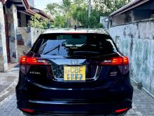 https://riyasewana.com/uploads/honda-vezel-rs-29210917463.jpg