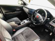 https://riyasewana.com/uploads/honda-vezel-rs-3018415922613.jpg