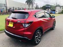 https://riyasewana.com/uploads/honda-vezel-rs-3018415922662.jpg