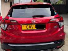 https://riyasewana.com/uploads/honda-vezel-rs-31147354902.jpg