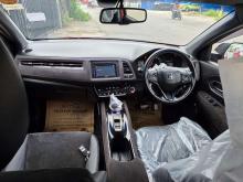 https://riyasewana.com/uploads/honda-vezel-rs-311718436454.jpg