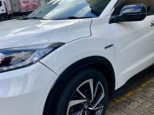 https://riyasewana.com/uploads/honda-vezel-rs-414104717614.jpg
