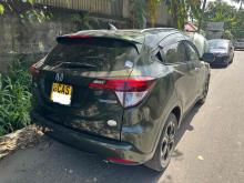 https://riyasewana.com/uploads/honda-vezel-rs-418573024613.jpg