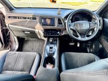 https://riyasewana.com/uploads/honda-vezel-rs-510472917985.jpg