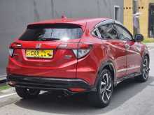 https://riyasewana.com/uploads/honda-vezel-rs-51213234263.jpg