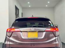 https://riyasewana.com/uploads/honda-vezel-rs-515364117155.jpg