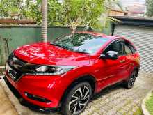 https://riyasewana.com/uploads/honda-vezel-rs-5180442932.jpg