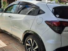 https://riyasewana.com/uploads/honda-vezel-rs-51954416626.jpg