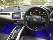 https://riyasewana.com/uploads/honda-vezel-rs-5718536555.jpg