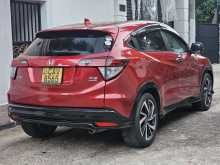 https://riyasewana.com/uploads/honda-vezel-rs-5931514653.jpg