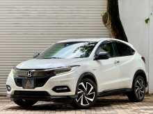 https://riyasewana.com/uploads/honda-vezel-rs-6124907522.jpg