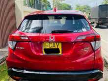 https://riyasewana.com/uploads/honda-vezel-rs-616373722502.jpg