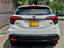 https://riyasewana.com/uploads/honda-vezel-rs-6720116244.jpg