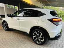 https://riyasewana.com/uploads/honda-vezel-rs-719223222162.jpg