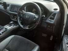 https://riyasewana.com/uploads/honda-vezel-rs-81425384193.jpg