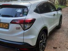 https://riyasewana.com/uploads/honda-vezel-rs-81426326594.jpg