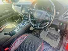 https://riyasewana.com/uploads/honda-vezel-rs-815324622543.jpg