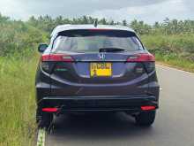 https://riyasewana.com/uploads/honda-vezel-rs-964234613.jpg